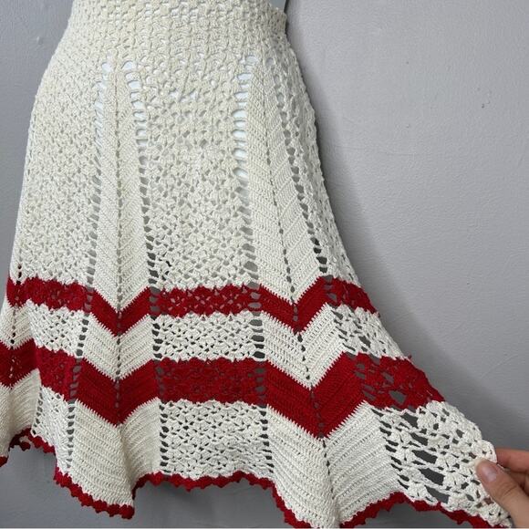 HANDMADE Red White Crochet Apron Cottagecore Retro Feminine Valentines Day Trad - Picture 2 of 5